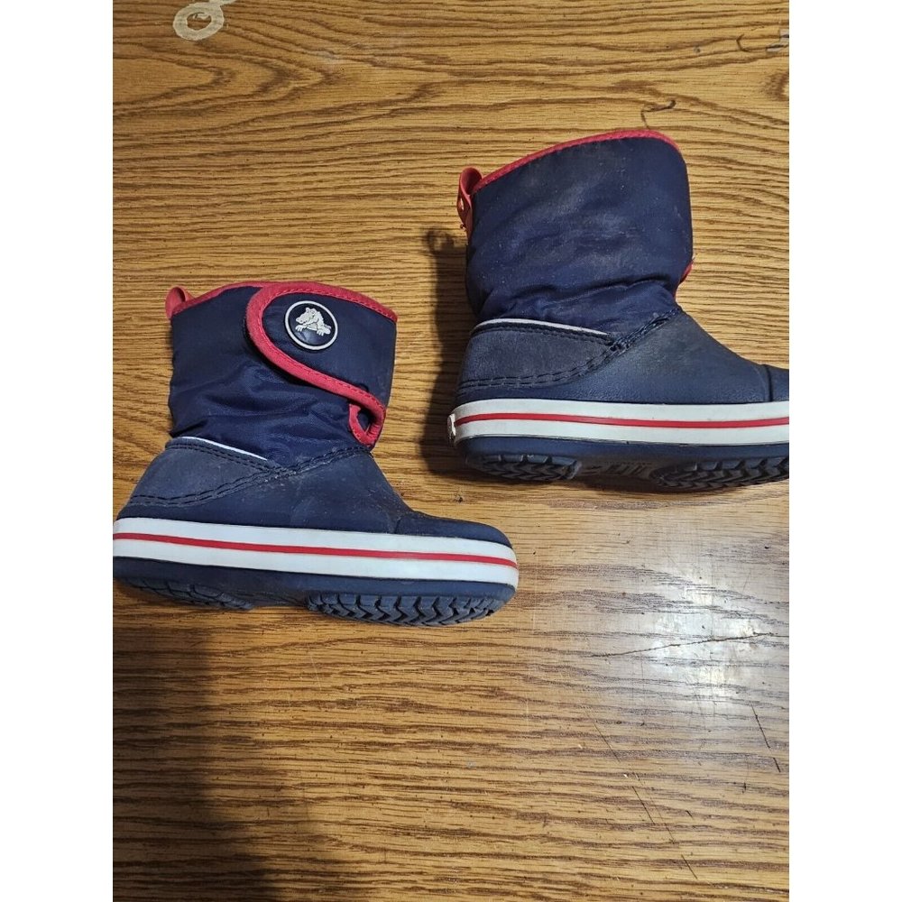 Crocs Waterproof Winter Snow Boots Blue Red Youth Toddler Size 7